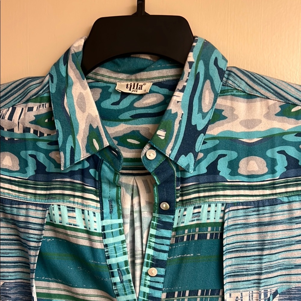 Women’s Blue Patterned Long Shirt